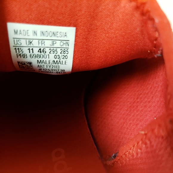 11 1/2 like new Adidas "Swift Run X" - Picture 9 of 12